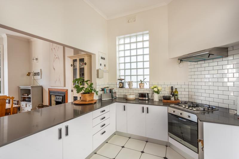 To Let 2 Bedroom Property for Rent in Tamboerskloof Western Cape